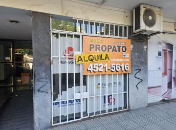Local comercial de 1 ambiente, Villa Urquiza · Local de 3 X 7.40 en Excelente Estado y Ubicación Sobre Av Olazábal! 22 m² Totales!