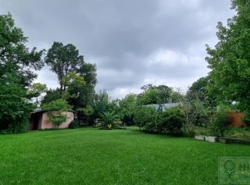 Casa · 69m² · Hermoso Lote con Construcción en Venta Sobre La Calle Polonia, Barrio El Falcón, del Viso, Pilar.
