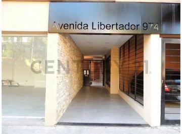 Garage · 13m² · Venta Cochera Cubierta San Fernando Centro.