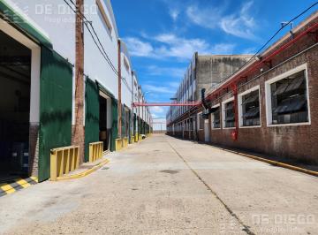 Depósito · 1400m² · Deposito en Venta 1400 m² Predio Industrial con Seguridad Quilmes, Apto Credito, Gba Sur