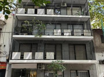 Departamento · 72m² · 3 Ambientes · Artigas 300 Departamento de 3 Amb en Flores Venta