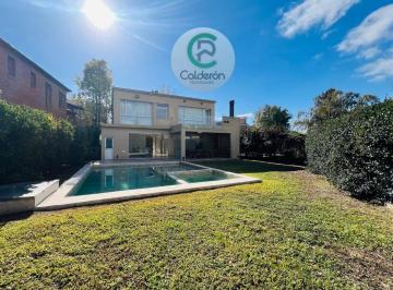 Casa · 209m² · 4 Ambientes · Casa en Venta Club Country Banco Provincia