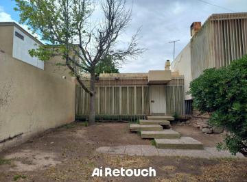 Casa de 9 ambientes, Dorrego · Venta Gran Casa Frente Al Predio de La Virgen en Guaymallen!
