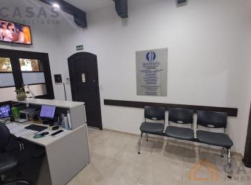Oficina comercial · 100m² · 5 Ambientes · Oficina - Guemes