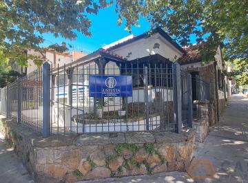 Casa · 100m² · 5 Ambientes · Casa - Guemes
