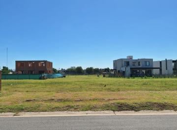 Terreno · 615m² · Rbs. Lote Interno en Village Joven, Bella Vista