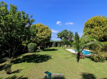 Casa · 65m² · 2 Dormitorios · 1 Cochera · Venta Casa El Encon