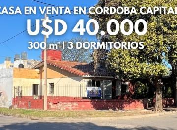 Casa de 6 ambientes, Córdoba · Casa en Venta en Santa Catalina – 3 Dorm. | 300 m² | Esquina con Doble Ingreso | Cochera 5 Aut