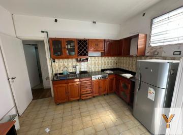 Casa · 60m² · 4 Ambientes · Casa en Alquiler - 2 Dorm. 2 Baños - Quilmes
