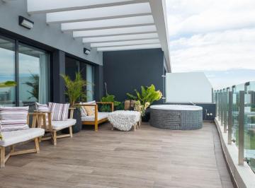 Departamento · 120m² · 4 Ambientes · 1 Cochera · Piso Premium 4 Ambientes con Gran Terraza, Parrilla y Jacuzzi - Cochera - Edificio de Categoria - Re