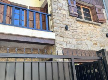Casa de 5 ambientes, Mar del Plata · Chalet Güemes, Importante Chalet de 5 Ambientes Reciclado, a 2 Cuadras del Paseo Aldrey