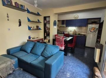 Departamento · 50m² · 2 Ambientes · Departamento de 1 Dormitorio Amueblado a La Venta