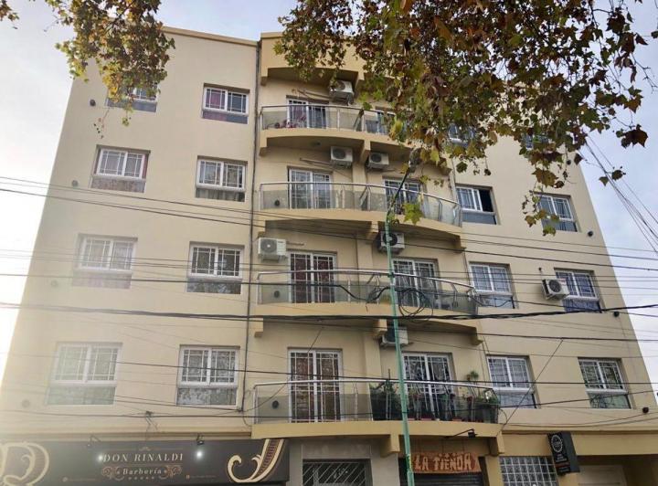Departamento · 80m² · 3 Ambientes · 1 Cochera