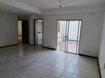 Departamento · 60m² · 3 Ambientes · Royo Inmobiliaria Alquila Dpto Dos Dorm. Amplio Zona Centro