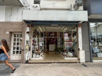 Local comercial · 56m² · Local en Alquiler en Lanús Este, Lanús, G. B. a. Zona Sur
