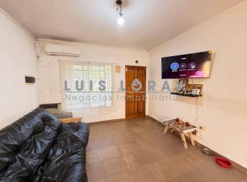 LNI-LNI-618_2 · Casa Funcional con Terraza y Pileta - Longchamps