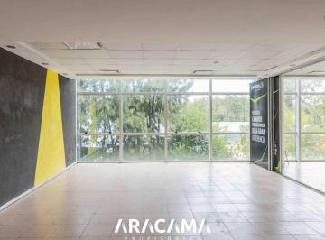 Oficina comercial · 80m² · Oficina en Alquiler en Canning