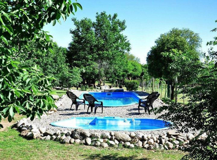 Hotel · 4160m² · 18 Ambientes · 5 Cocheras