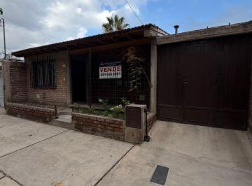 Casa de 5 ambientes, Godoy Cruz · Casa Más Galpón, Gran Oportunidad de Inversión.