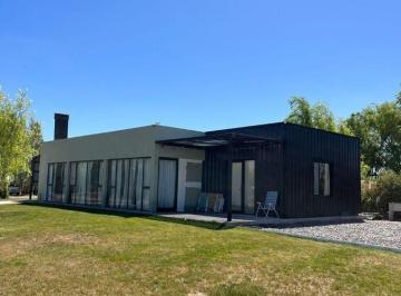 Casa · 100m² · 4 Ambientes · 1 Cochera · Venta Casa Tenis Club