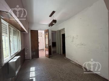PH · 134m² · 4 Ambientes · 1 Cochera · PH Al Frente – Ideal Dos Familias o Inversión