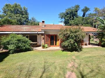 Casa · 204m² · 10 Ambientes · 2 Cocheras · Mira Que Linda Zona de Mendiolaza!