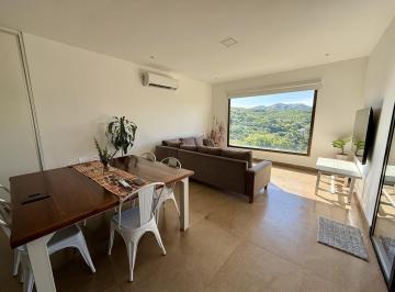 Casa · 325m² · 5 Ambientes · 2 Cocheras · Venta Casa de Categoría en Río Ceballos