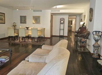 Departamento · 176m² · 6 Ambientes · 2 Cocheras · Departamento en Venta Semipiso 3 Dorm 2 Coch. Subte. Depen Serv en Nva Cba
