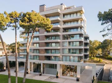 Departamento · 122m² · 4 Ambientes · 1 Cochera · Departamento en Venta 4 Ambientes Pinamar Centro