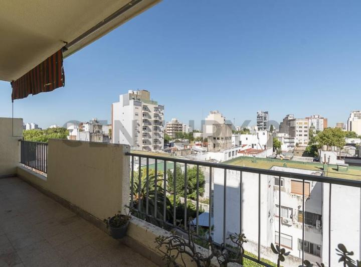 Apto Permuta - Venta Departamento 3 Amb con Balcon Amplio - Floresta