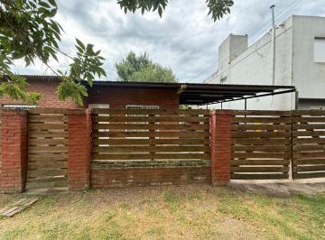 Casa · 100m² · 3 Ambientes · 1 Cochera · Venta Casa Los Pinos 1