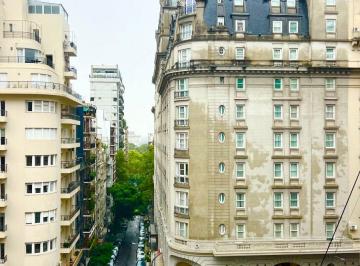 Departamento de 5 ambientes, Recoleta · Piso de Categoría Ideal Para Refaccionar! Oportunidad