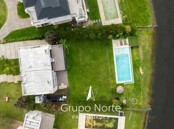 Casa · 271m² · 6 Ambientes · 4 Cocheras · Casa en Venta Al Lago en Villanueva, San Gabriel