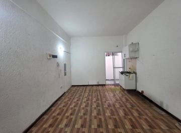 Departamento de 1 ambiente, Parque Chacabuco · Excelente Departamento en Parque Chacabuco