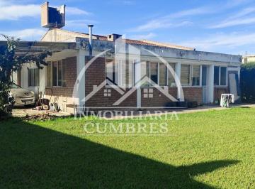 Casa · 225m² · 7 Ambientes · 3 Cocheras · Casa en Venta Barrio Los Olmos