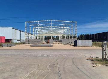Bodega-Galpón · 3200m² · 1 Ambiente · 1 Cochera · Nave Industrial en Venta en El Polo Industrial de Ezeiza