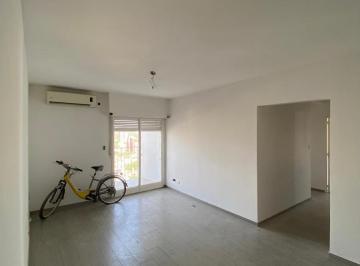 Departamento · 62m² · 3 Ambientes · Departamento en Alquiler - 2 Dorm. 1 Baño - 62 m² - Balvanera