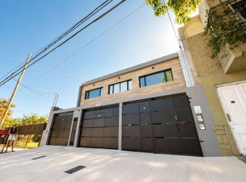 Casa · 90m² · 2 Dormitorios · 1 Cochera · Venta Duplex 3 Amb Moderno - San Jose