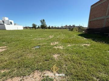 Terreno · 360m² · Vendo Terreno en Docta Av