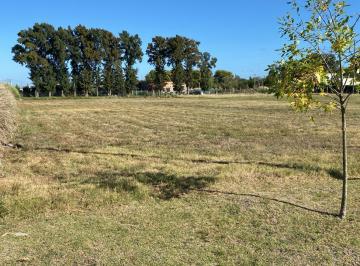 Terreno · 2m² · Lote en Venta en " La Cañada I Barrio de Chacras " City Bell (34 Mtrs X 73 Mtrs)