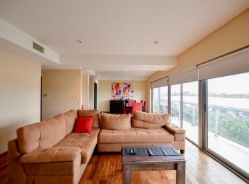 Departamento · 138m² · 4 Ambientes · Importante Semipiso en Av 1 Entre 56 y 57