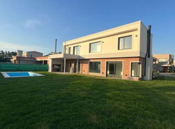 Casa de 5 ambientes, Presidente Perón · Casa en Alquiler a Estrenar en El Rebenque Canning