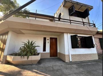 Casa · 108m² · 4 Ambientes · 1 Cochera · Casa en Venta 4 Ambientes – Temperley | Apta Crédito