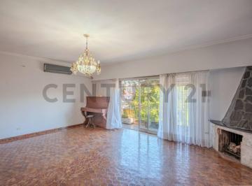 PH · 118m² · 4 Ambientes · PH 4 Ambientes Al Frente: Amplitud, Luz, Patio y Terraza Propia. Sin Expensas