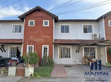Casa · 68m² · 4 Ambientes · Hermoso Duplex en Barrio Cerrado