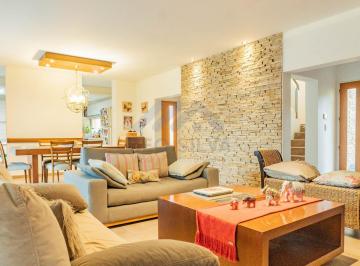 Casa · 280m² · 3 Dormitorios · 1 Cochera · Casa de 3 Dorm. en Barrio Rincón de Emilio