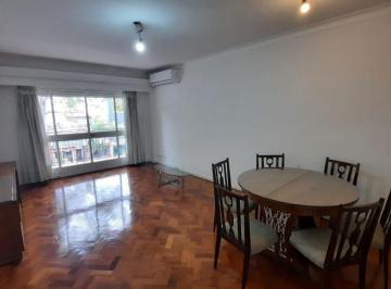 Departamento de 4 ambientes, Villa Urquiza · Excelente Semipiso de 4 Ambientes en Villa Urquiza, Muy Luminoso y Funcional.