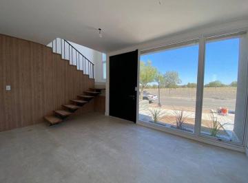 Casa de 5 ambientes, Ciudad de Mendoza · Dúplex 3 Dorm. a Estrenar en Barrio Dalvian, Mendoza