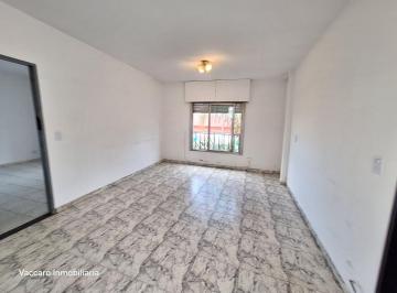 Departamento de 3 ambientes, La Matanza · Alquiler - 3 Amb con Balcon - Tablada (A 100 m Avda Crovara y Boulogne Sur Mer)
