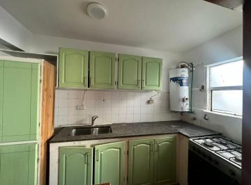 Departamento · 72m² · 4 Ambientes · Se Vende Departamento 4 Ambientes - Quilmes